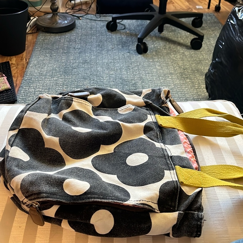 Orla Kiely Target Canvas Purse Shoulder Bag Purse Black White Floral